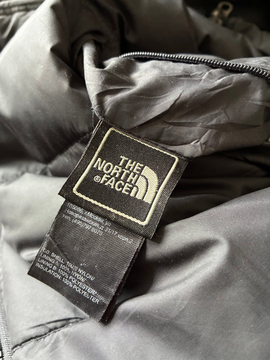 The North Face REVERSIBLE Puffer Jacket Nuptse Style Black Puffer Jacket (L)