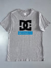 DC Shoe Co Grey Graphic Logo T-Shirt – Size (M/L)