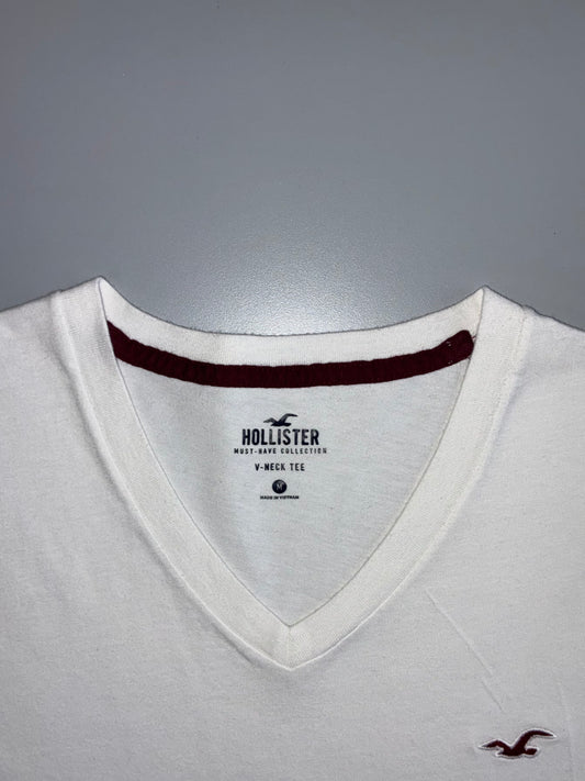 Hollister | V-Neck Tee | White (M/L)