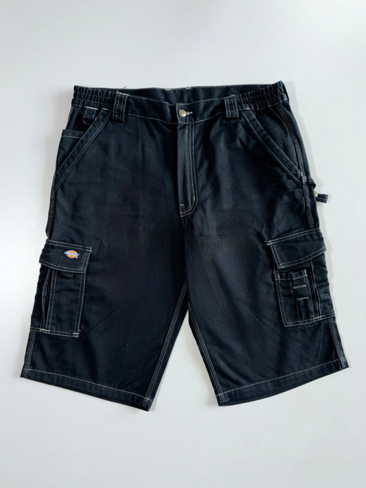 Dickies Black Cargo Shorts (W:36 |L:26)