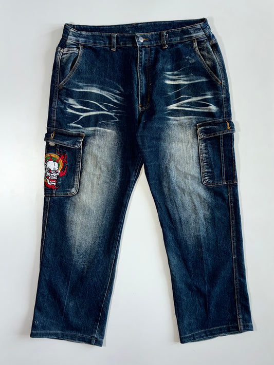 Win-Top Y2K Skull Flame Embroidered Tribal Stitch Cargo Pocket Heavy Whisker Wash Baggy Denim Jeans (W:36 |L:39)