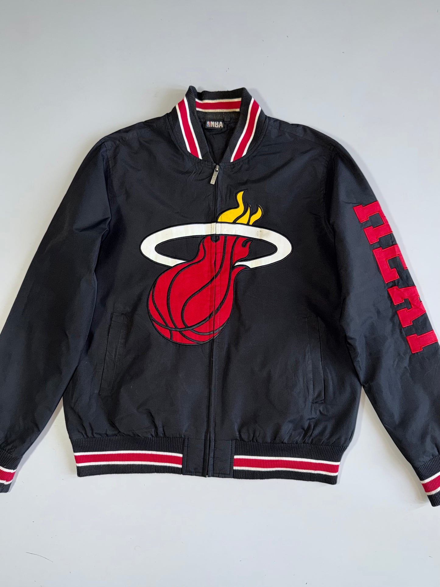 !        Vintage NBA Miami Heat Varsity Bomber Jacket (XL)