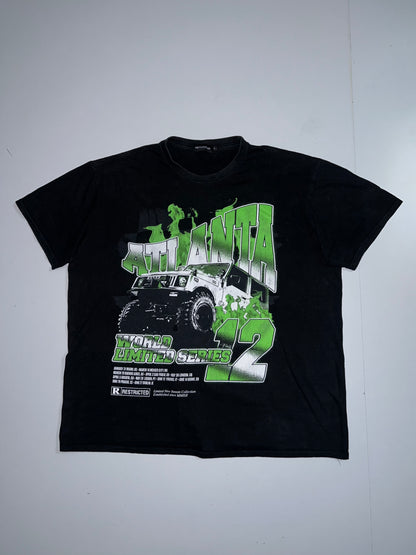 !                                                                                                            Authentic Vintage Tee Size - (L)