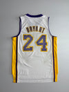 Lakers Kobe Bryant #24 Adidas Jersey White  Home jersey, swingman fit (M)