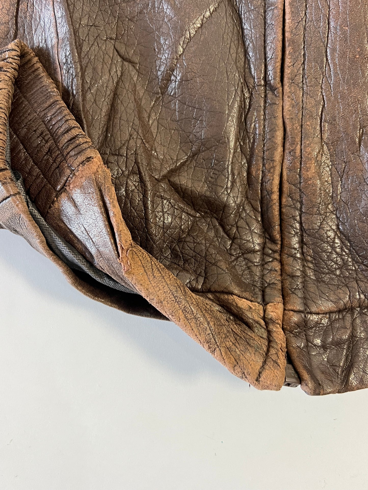 ZPhelle Studio Premium Original Leather Jacket (RARE) (L/XL)