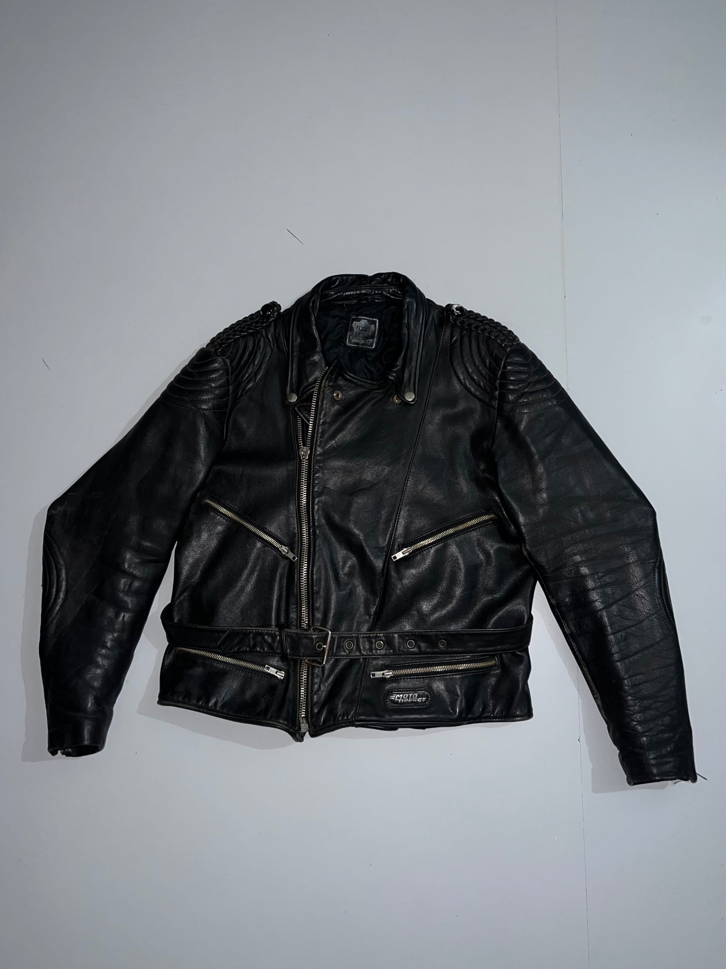 ZSuper   RARE  ORIGINAL leather (Ultra Premium)  (M/L)