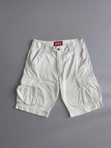 Levi’s Cargo Shorts (W:32) (L:23.5)
