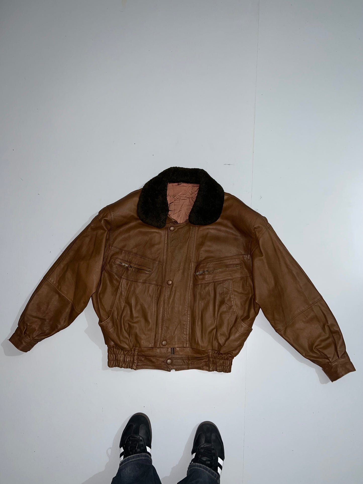 !               Super Rare Designer Original Leather (XL)