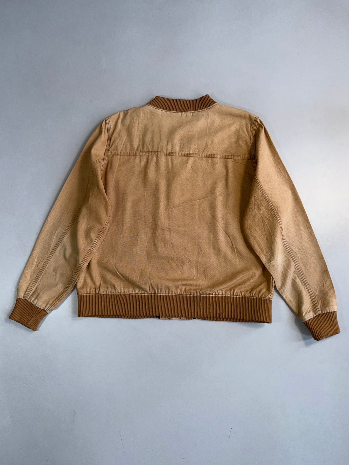 !      Carhartt Sandstone Canvas Bomber Jacket – Desert Tan (XL)