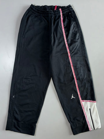 Air Jordan Black Shorts with Red Stripe Elastic(W:28|L:38)
