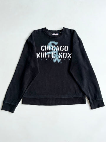 MLB Chicago White Sox Black Embroidered Stencil Logo Crewneck Sweatshirt (M)