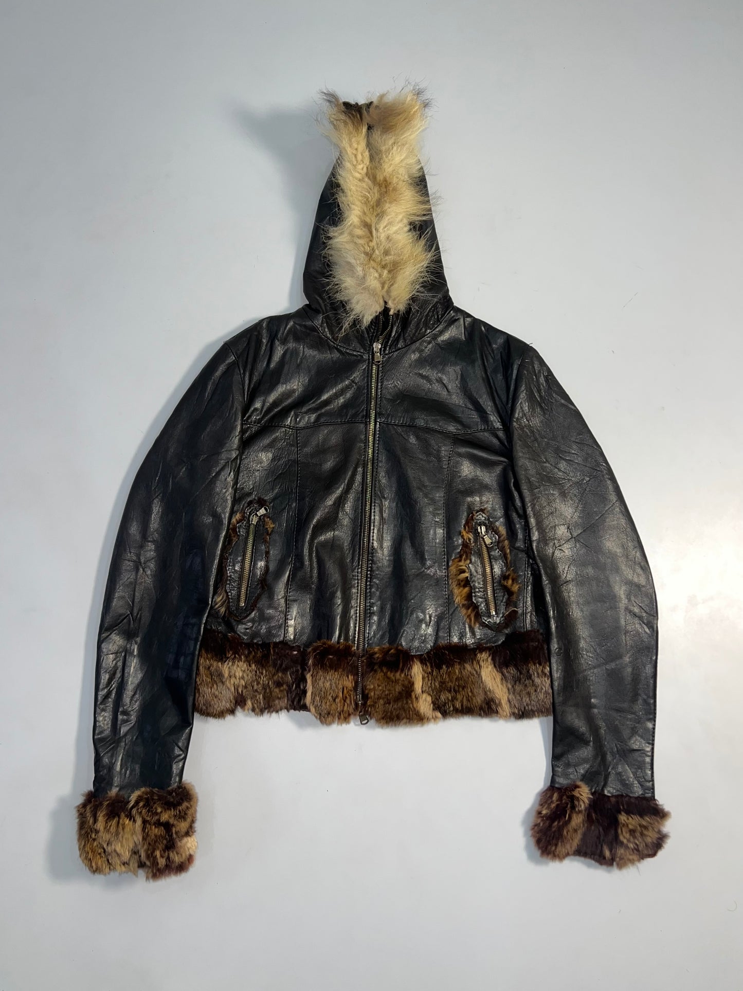 !                                                                                                                                                                                                         Super Premium Original Leather (S)