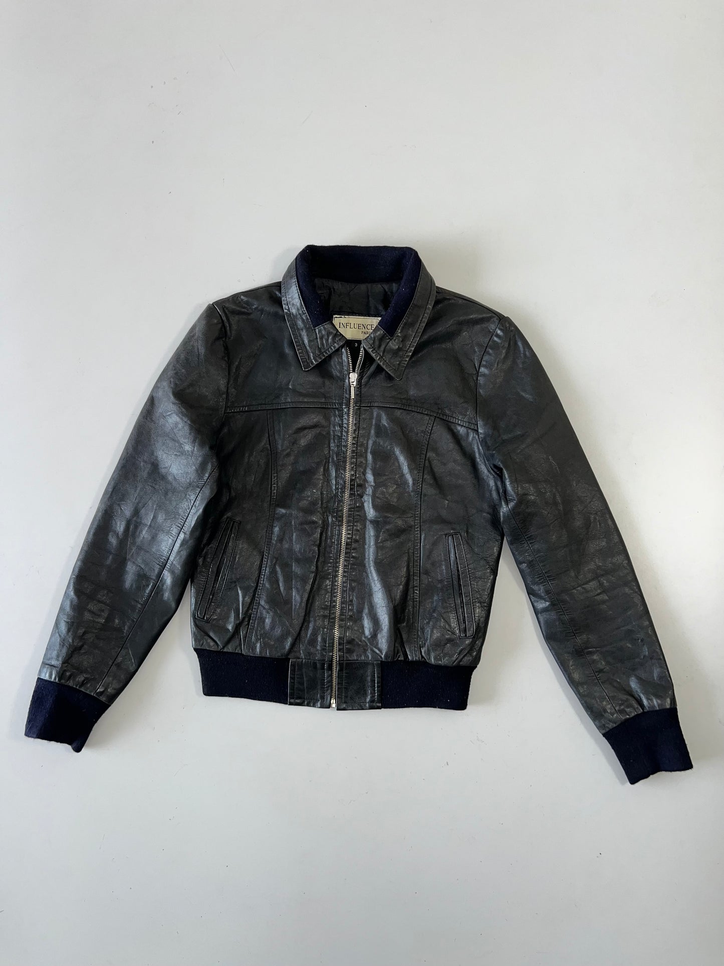 !                                                                                               Super Premium Original Leather (XS)