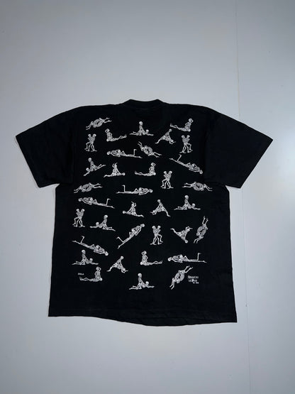 !                                                             Rare Find 90's skeleton s* x Position tee  size - (XL)