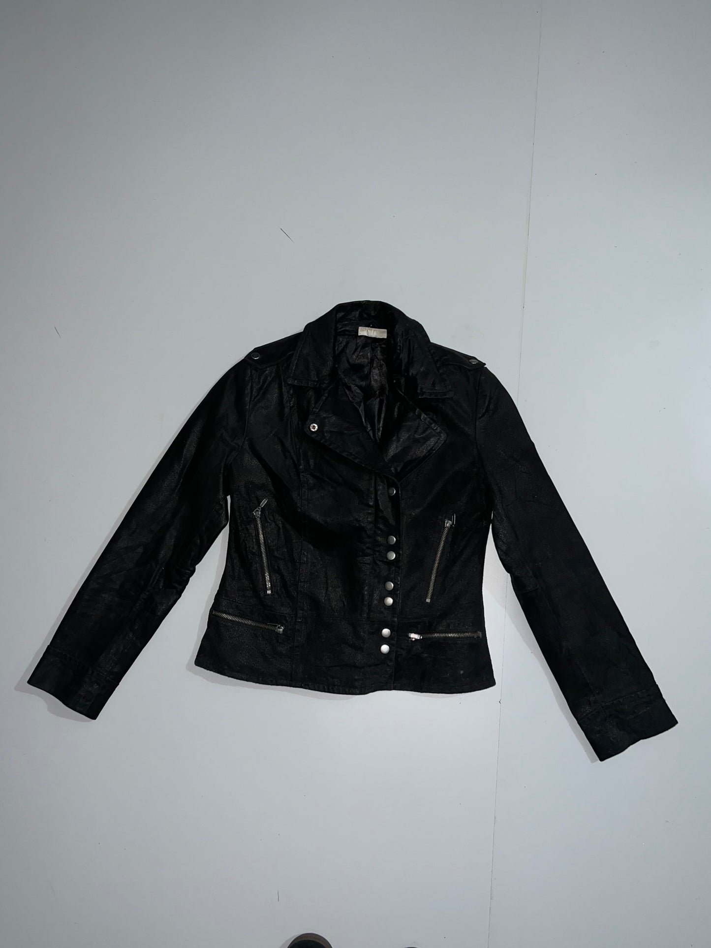 !                                                                     Super Premium Original Leather (XS)