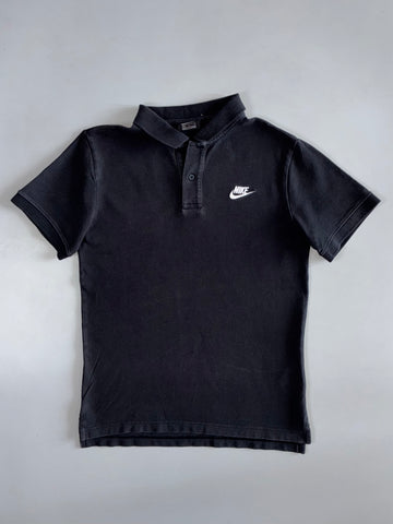Nike Sportswear | Futura Logo Piqué Polo | Washed Black (S/M)