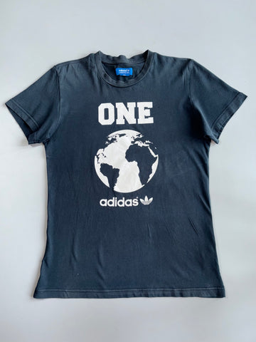 Vintage Adidas Premium Original T-shirt (S)