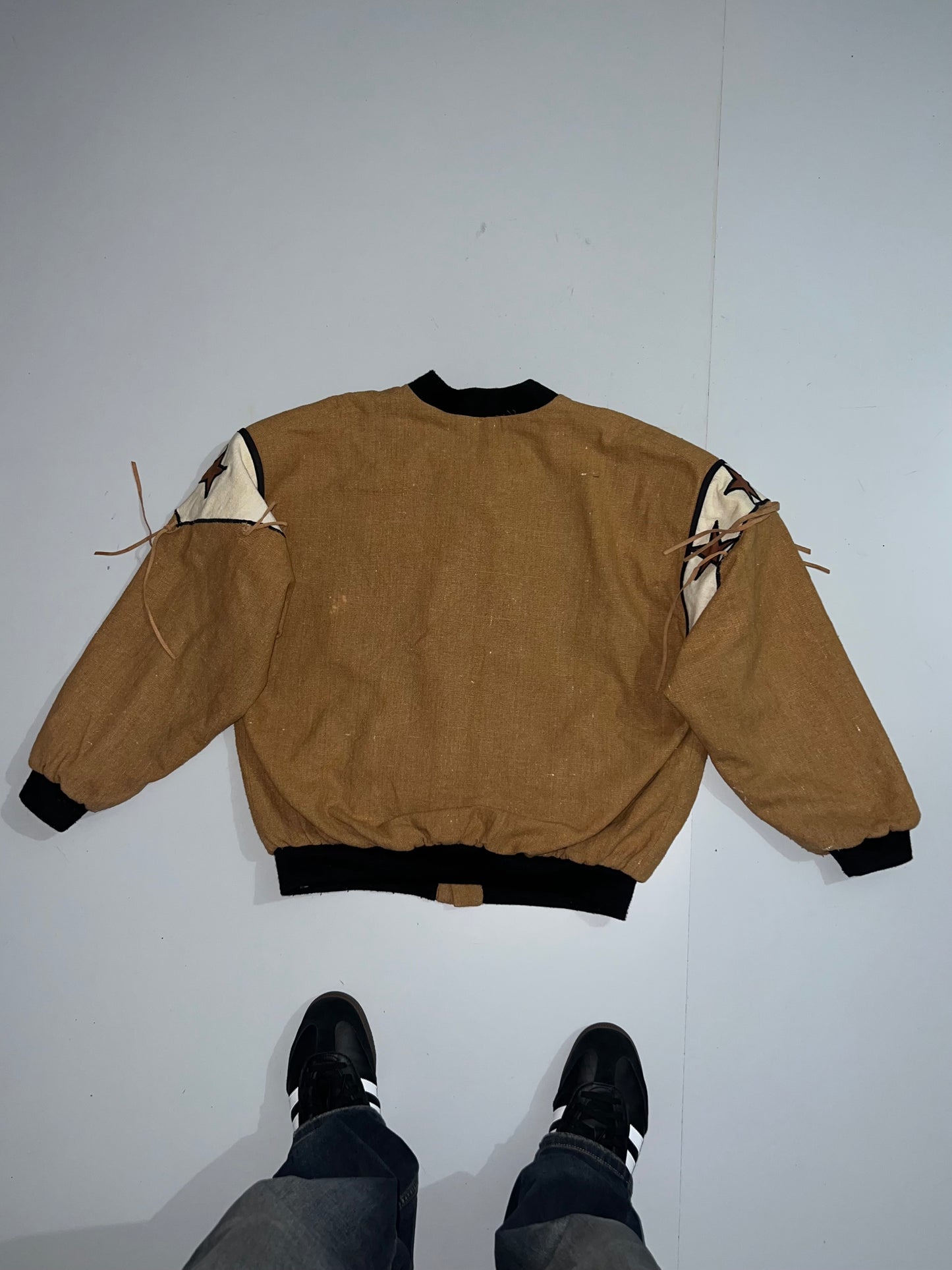 ! !    Super Premium Jacket (M/L)