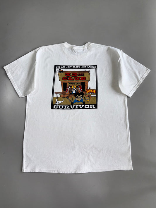 Santa Fe Cattle Co. | Vintage “32oz Club Survivor” Novelty Graphic Tee (XL)