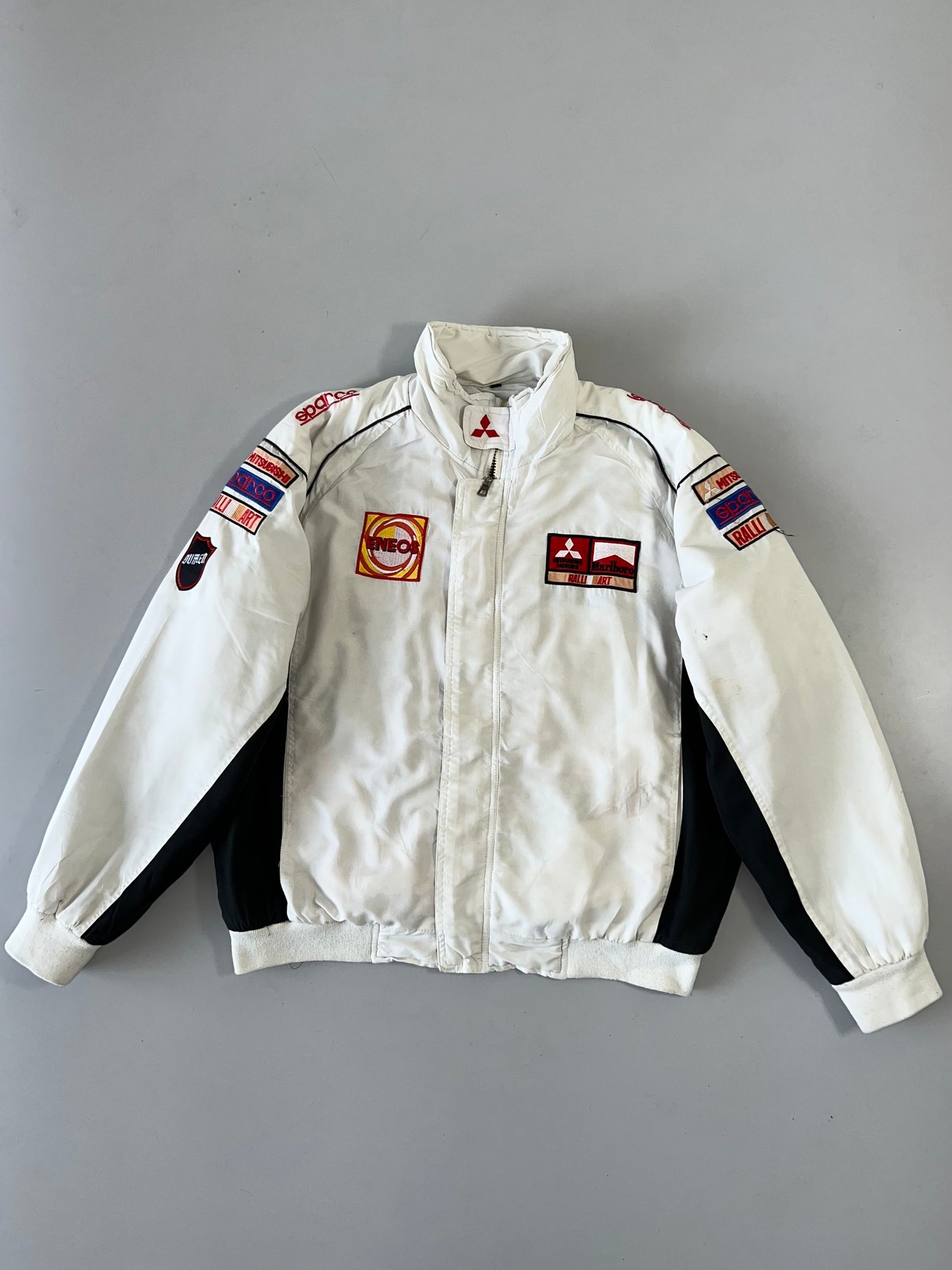 !                                                                                                                                                                      Mitsubishi Motors Racing Jacket (L)