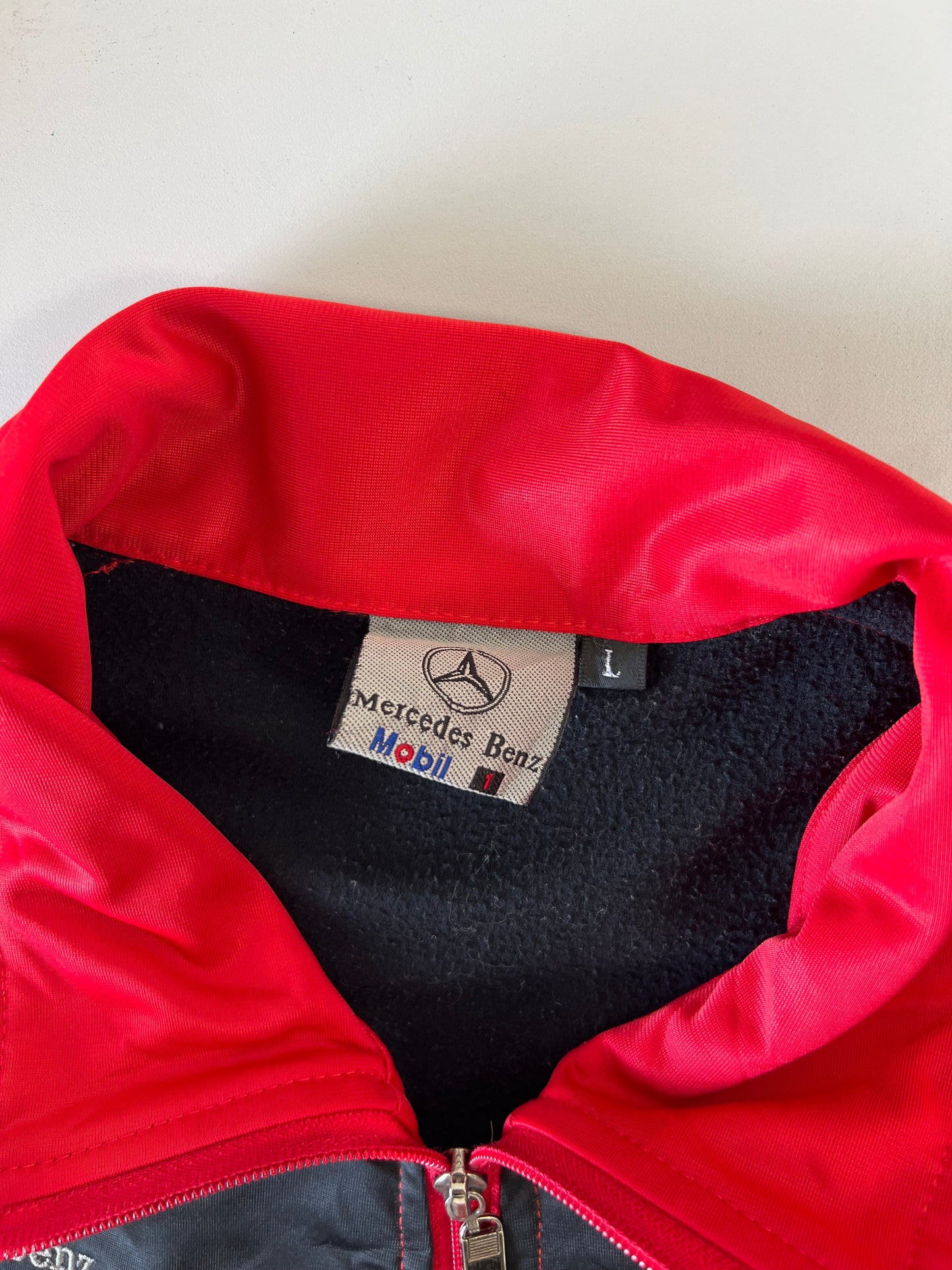 !                                                                                                                                                                                                    Merc Benz Racing Jacket (M/L)