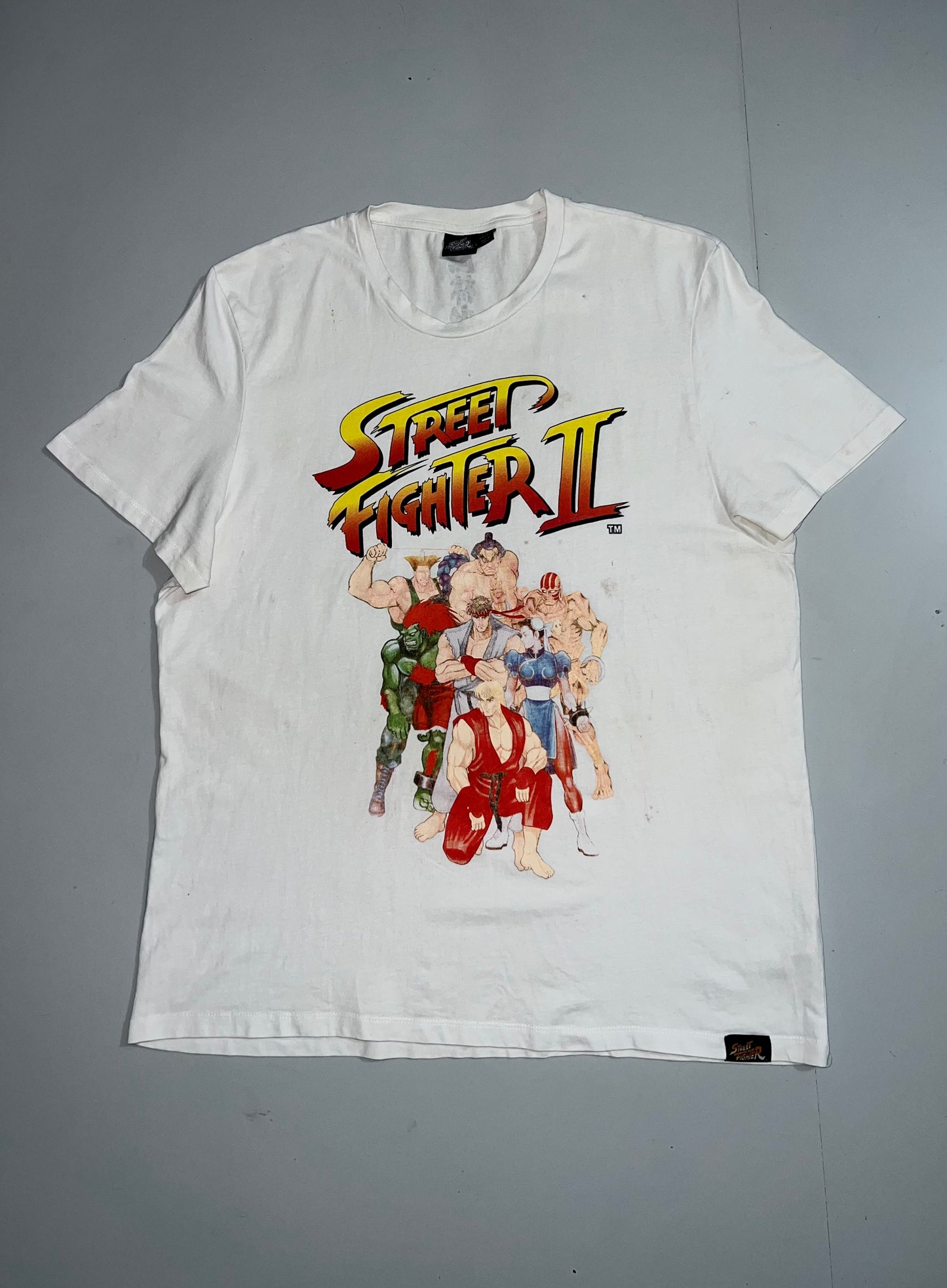 !                                                                           Street Fighter Premium Vintage (2XL/XL)