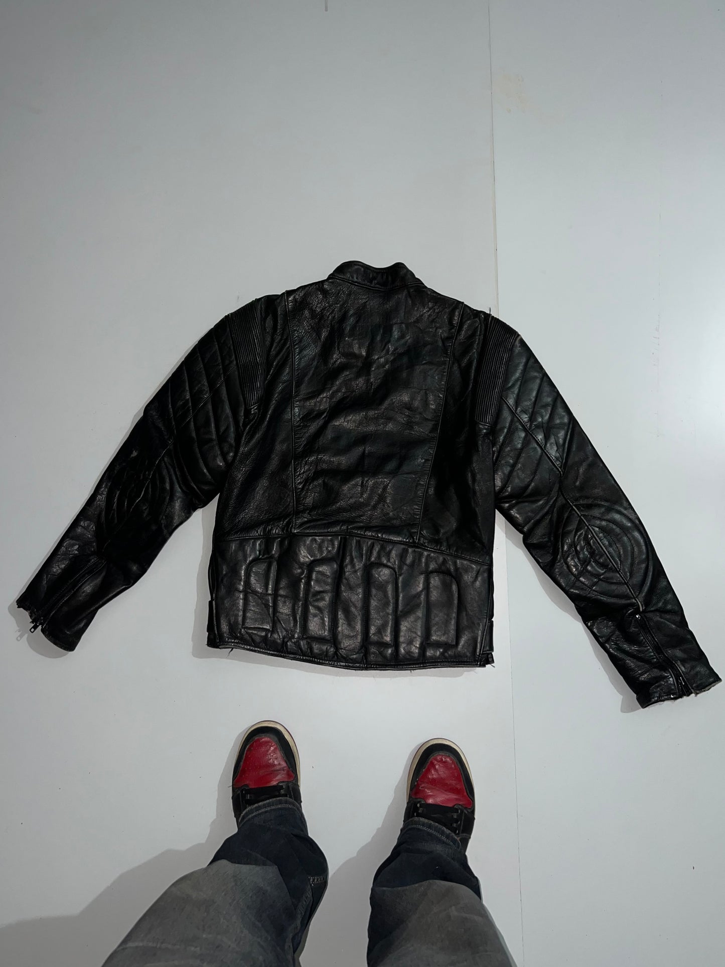 Z Premium Original Leather (RARE) (PADDED) (M/L)