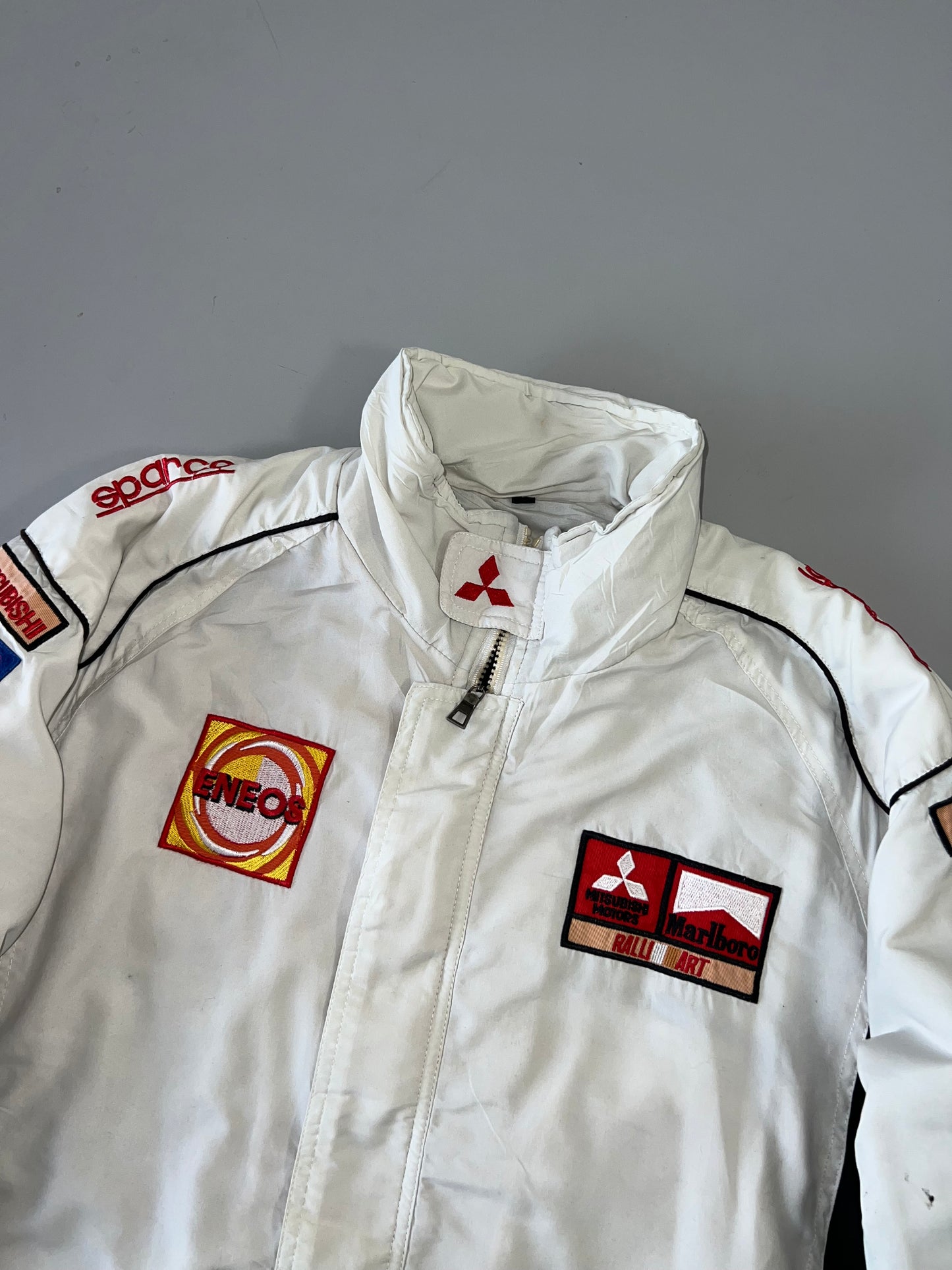 !                                                                                                                                                                      Mitsubishi Motors Racing Jacket (L)