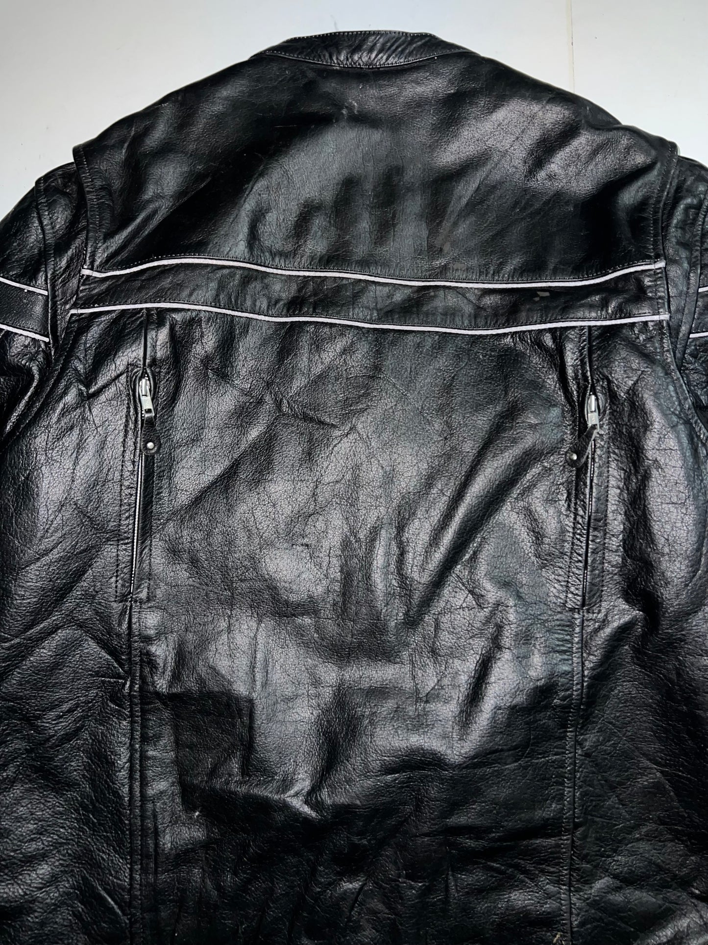 ! Super Premium Original Leather (RARE) (Pockets on Arms) (2XL/3XL)