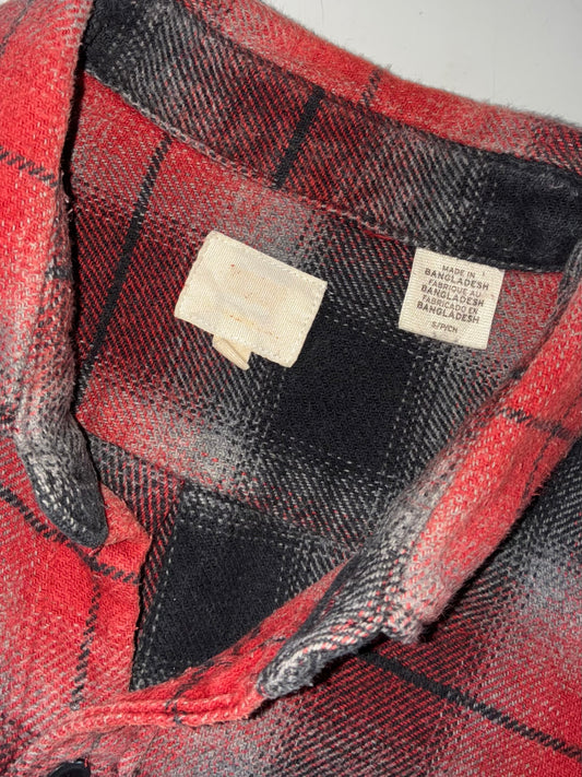 Levi’s Shadow Plaid Flannel Shirt – Red & Black (S)