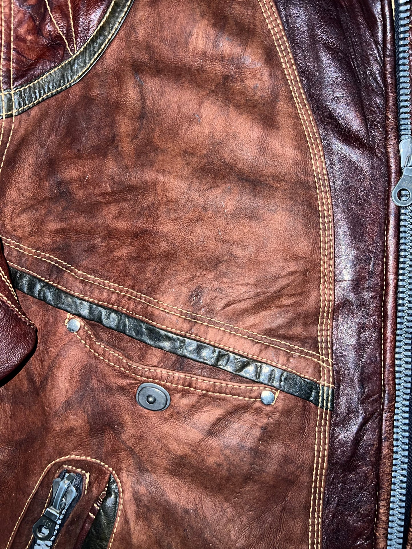 A *Super Premium Original Leather (RARE) (2XL/3Xl)