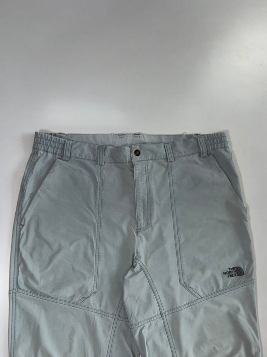 The North Face Grey Cargo-Style Hiking Elastic Pants (W:36 |L:40)