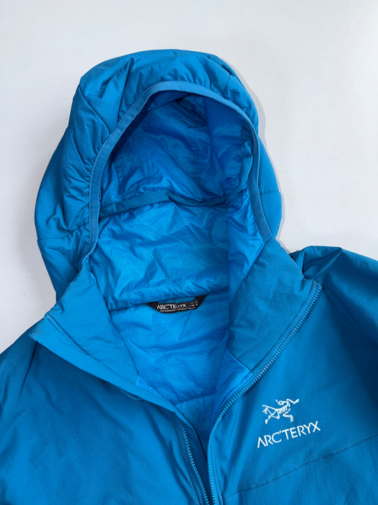 Arc’teryx Atom LT insulated hybrid hoodie, polyester shell (L/XL)