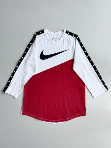 Nike Big Swoosh Raglan 3/4 Sleeve Tee – White/Red(M)