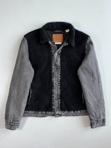 Levi’s Premium Black Sherpa Grey Denim Trucker Jacket(L)
