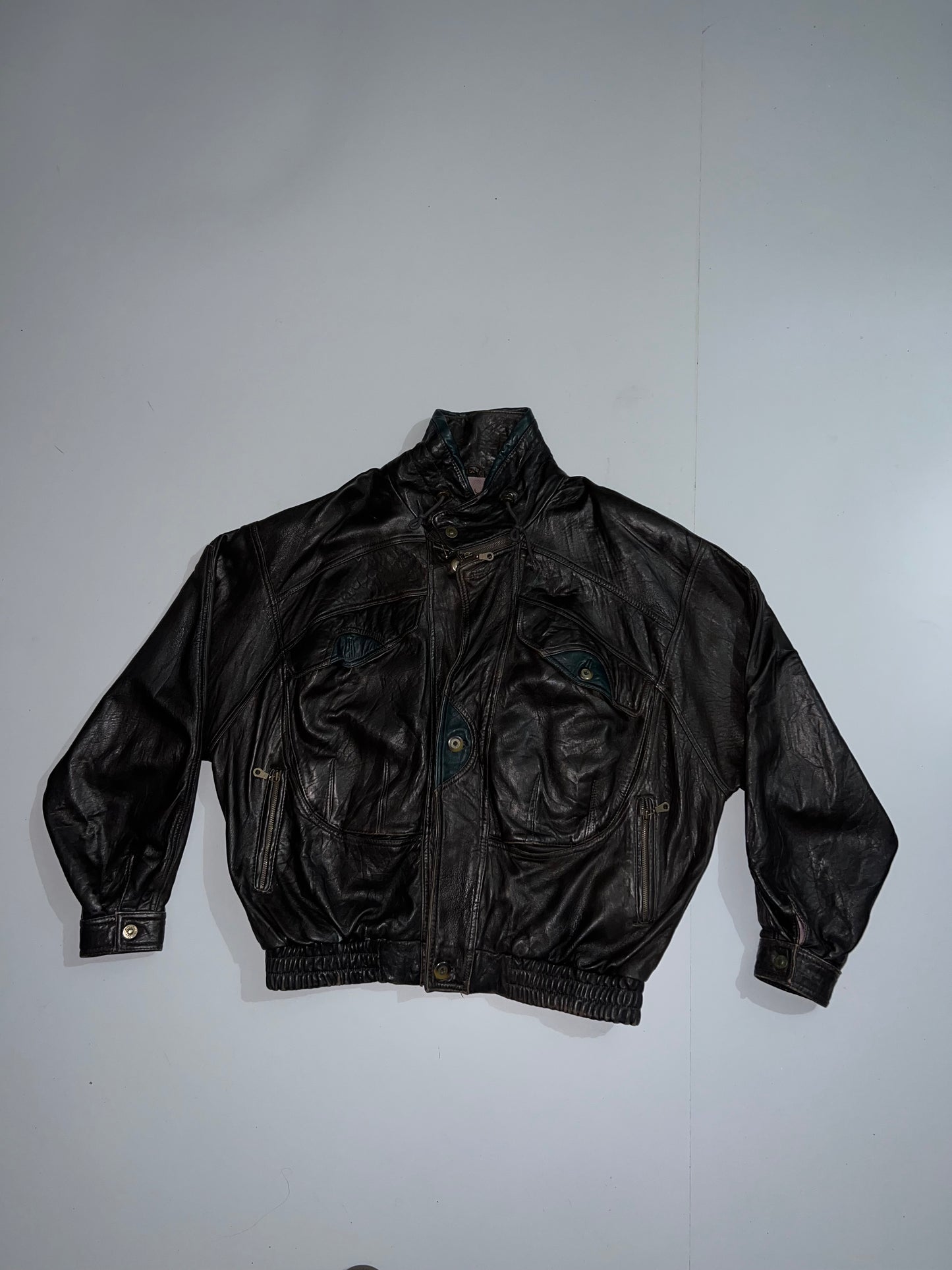 !                                                                                                                                                                                        Super Premium Original Leather (RARE) (2XL/3XL)
