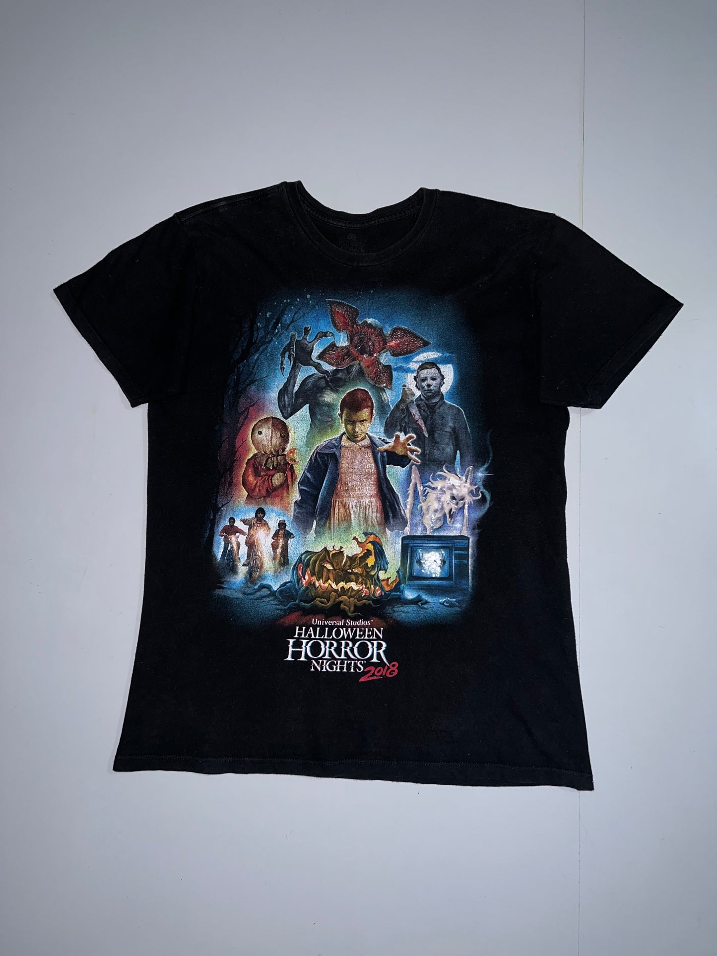 !                                  Stranger Things Tee Size - (L)