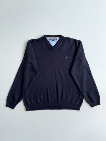 Tommy Hilfiger Navy V-Neck Knit Sweater – Oxford Contrast Collar (M)