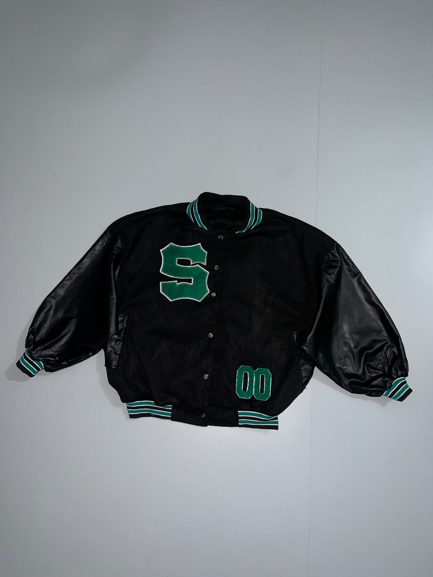 ZSuper Premium Varsity Jacket Leather sleeve  OVERSIZED (S)
