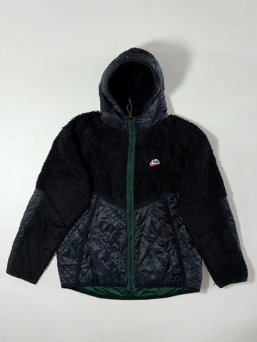 Vintage Nike Black Sherpa Quilted Hooded Jacket (L)