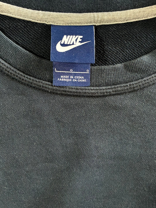 Nike Swoosh Crewneck Sweatshirt – Black (M)