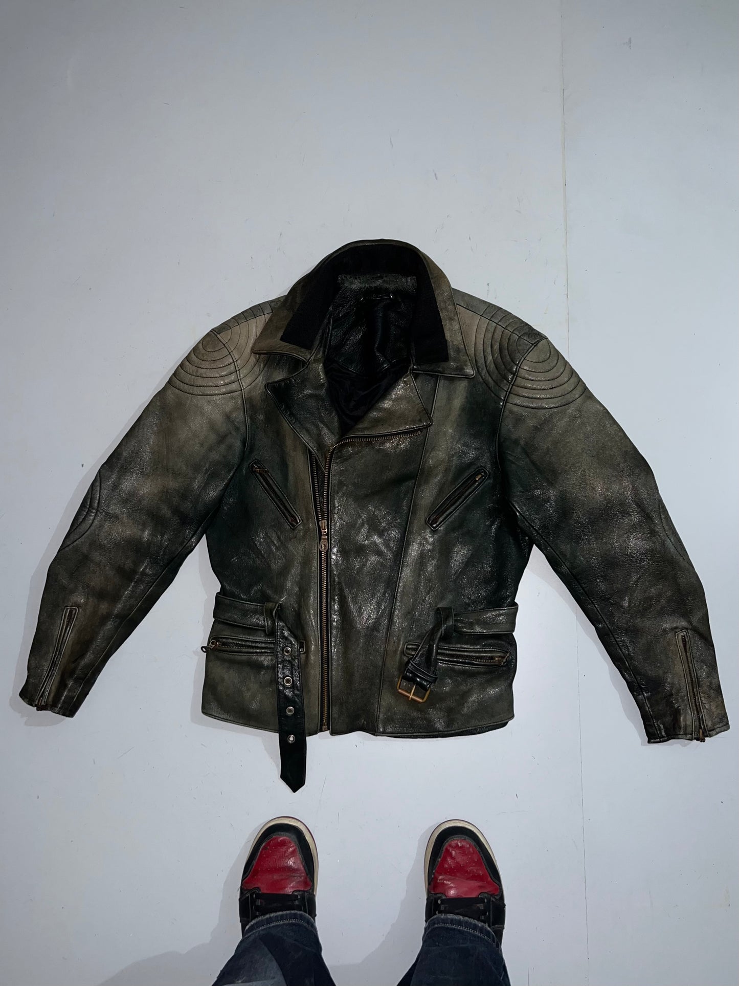 Zuper Premium Original Leather (RARE Jacket) (L)
