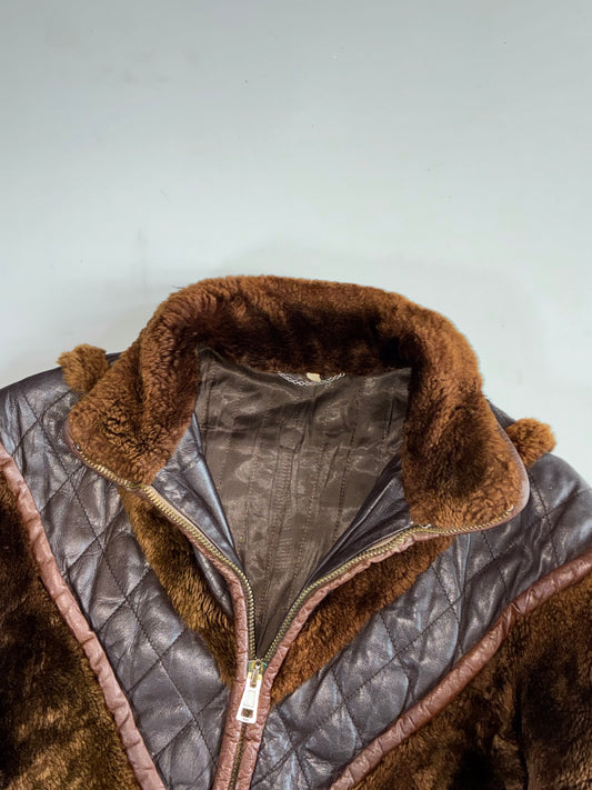 Vintage Italian Brown Sherpa Fur Jacket with Quilted Leather Chevron Yoke – Made in Italy (S/M)