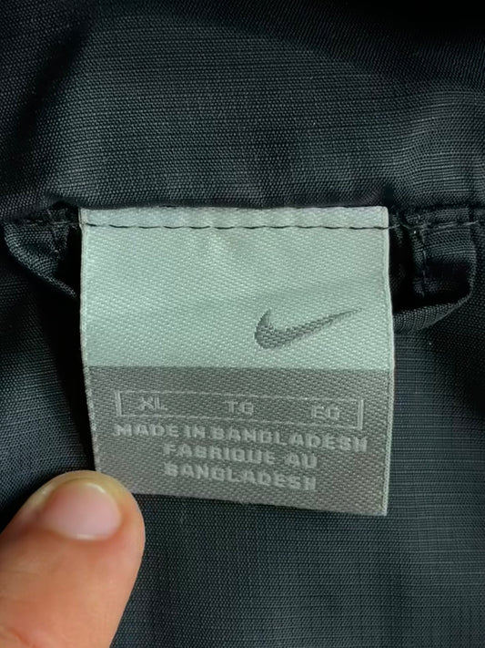 Nike Vintage Hooded Windbreaker – Black with White Stripe (XL)