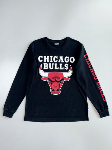 NBA Official Chicago Bulls Bull Logo Sleeve Print Black 100% Cotton Long Sleeve T-Shirt (L)