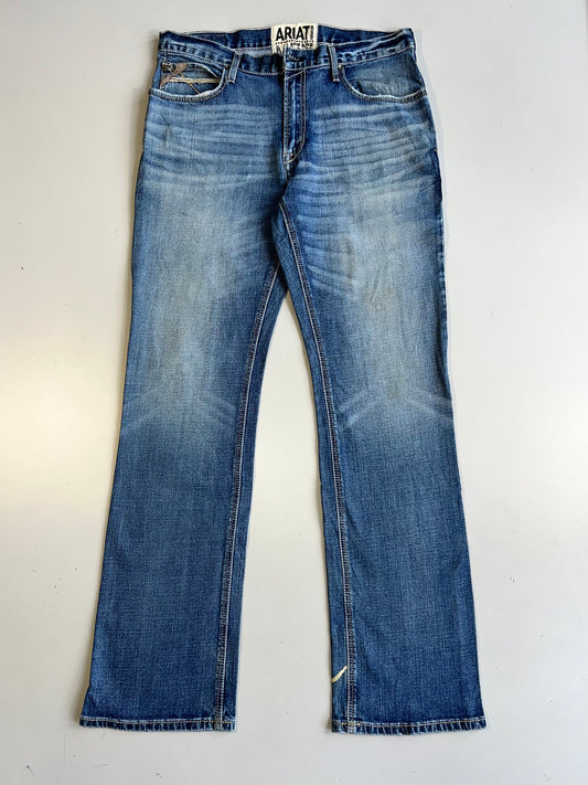 !                    Ariat Vintage Original Ultra Premium  Denim - Bootcut (W-38, L-47)