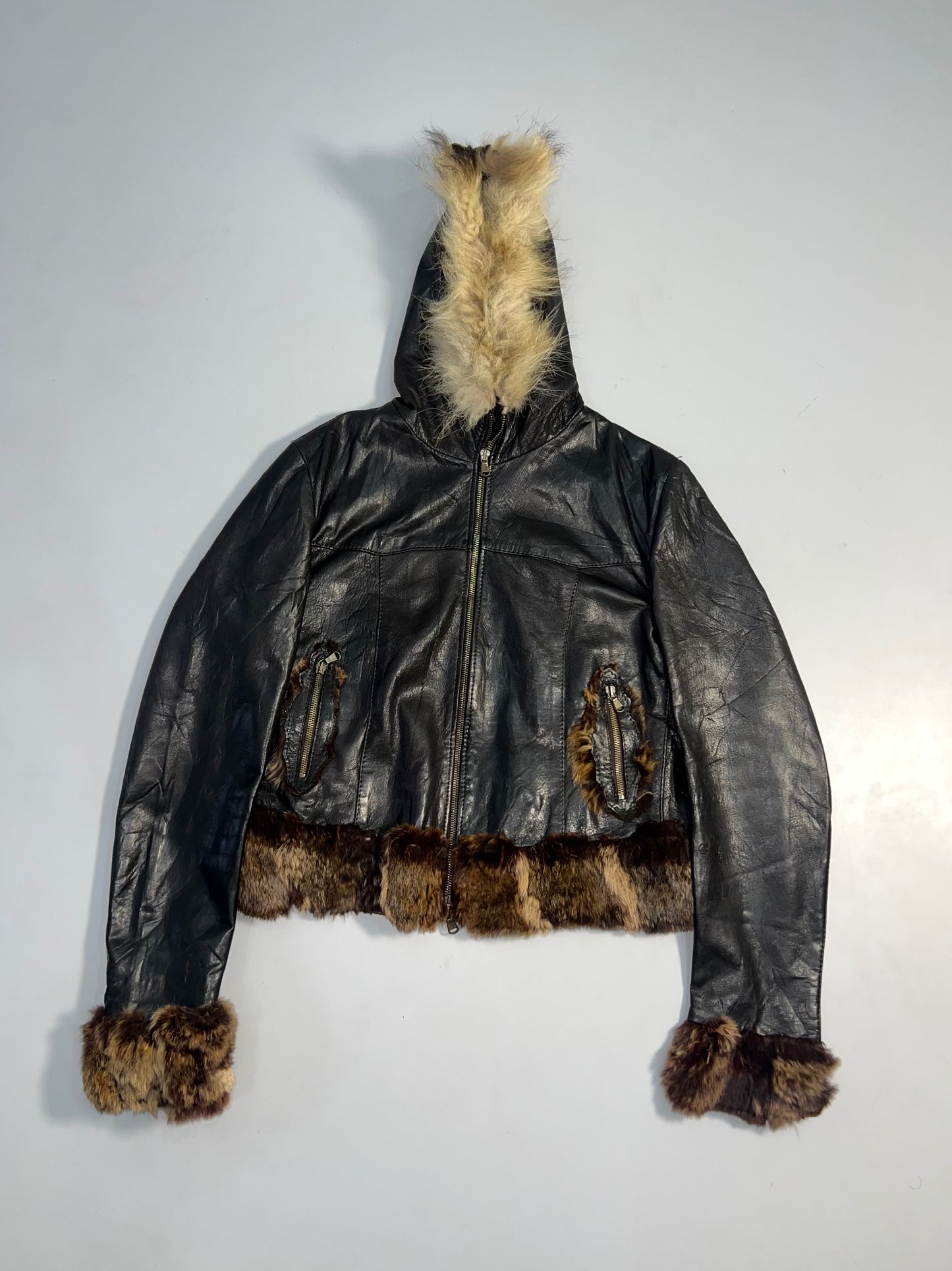 !                                                                                                                                                                                                         Super Premium Original Leather (S)