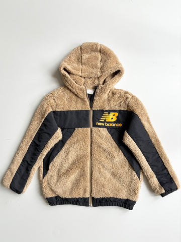 New Balance Sherpa Fleece Hooded Zip Jacket – Beige/Black (S)
