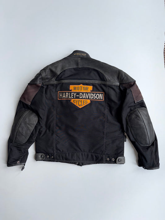 Akito “Sixtyseven” Leather & Textile Motorcycle Riding Jacket | Harley-Davidson Patch | Armored  (L/XL)