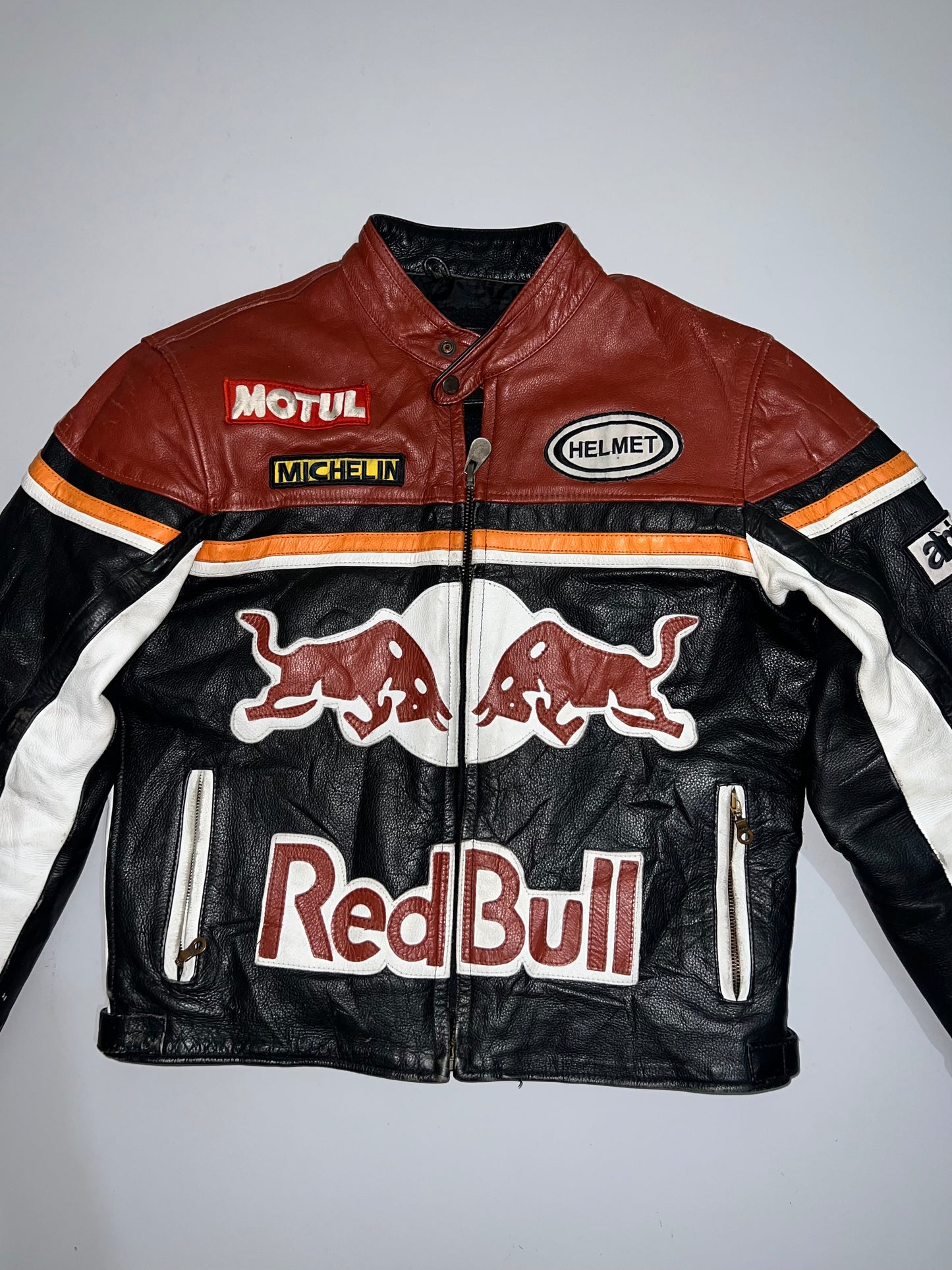 ZVintage Red Bull Genuine Leather Racing Jacket Streetwear (SUPER RARE) (M)